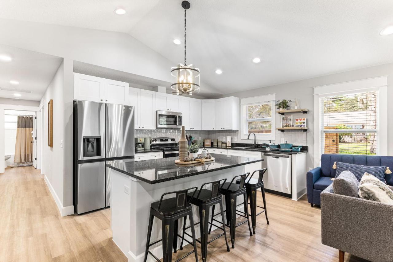 Brand New Bungalow With King Bed Suites In St Aug St. Augustine Exterior photo